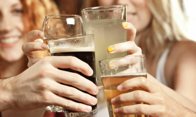 Alkoholfri drikke til maten: Det finnes så mye mer enn Farris og Munkholm!